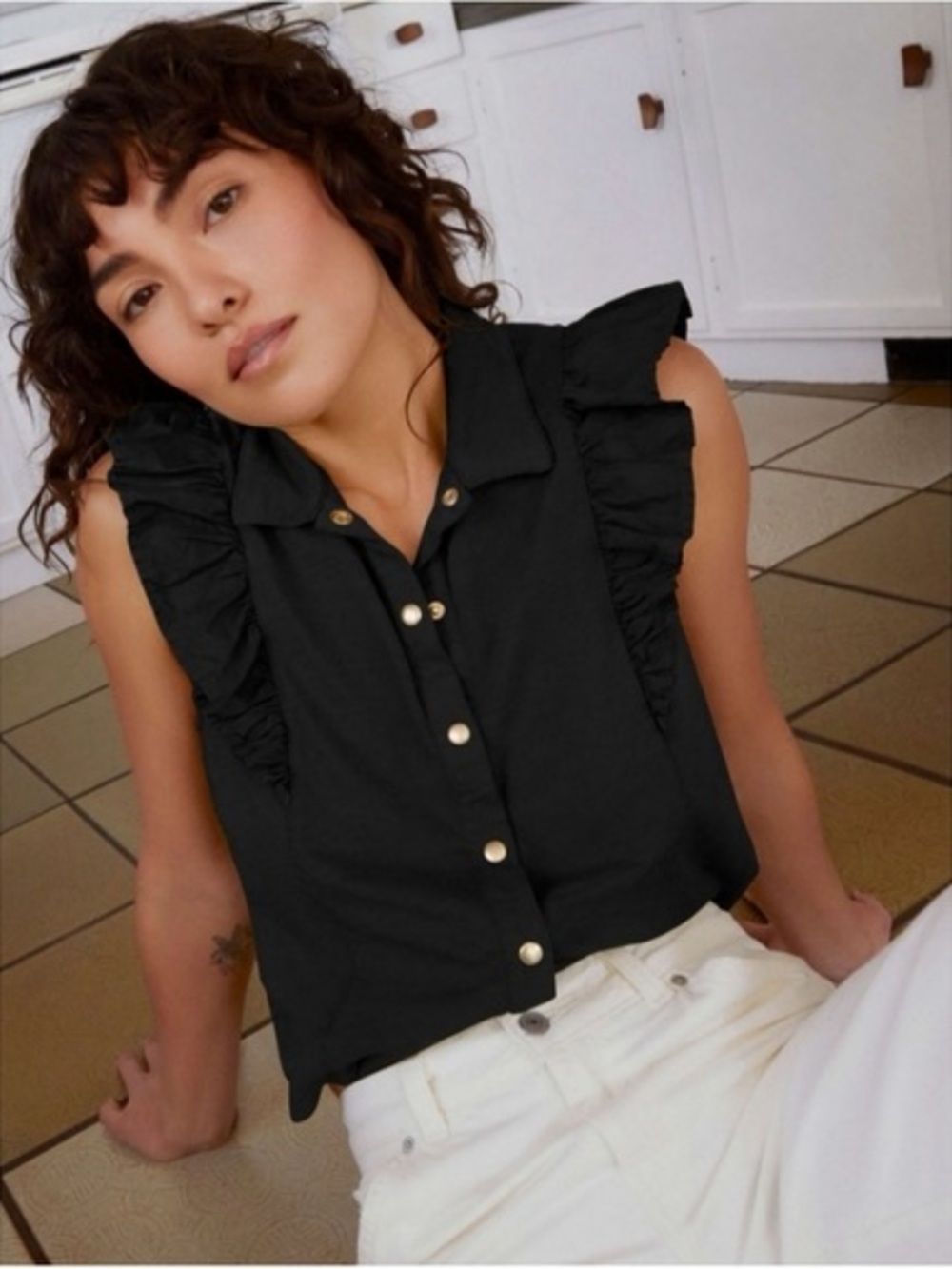 Nation LTD Button Up Ruffle Archer Top in Black Gold-Buttons Size Large